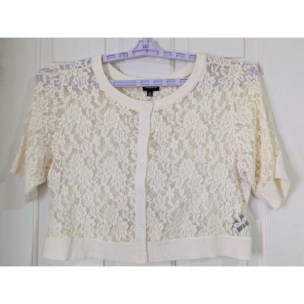 Torrid Cropped S/S Cardigan Womens 2X Cream Lace Festival Boho Cottage Y2K Fairy
